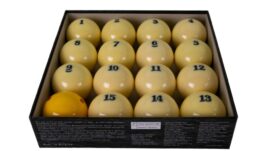Billiard Ball Set, Pyramid,  Aramith Standard, 67 mm