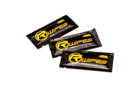 Predator cleansing wipes for Revo Carbon shafts